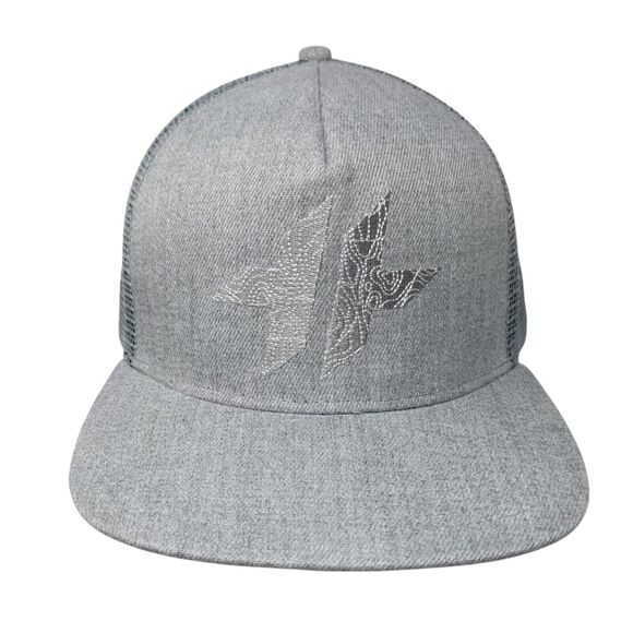 Hyper Threads Snapback Trucker Hat Gray One Size Adjustable Mesh Back 6 Panel - Picture 1 of 8